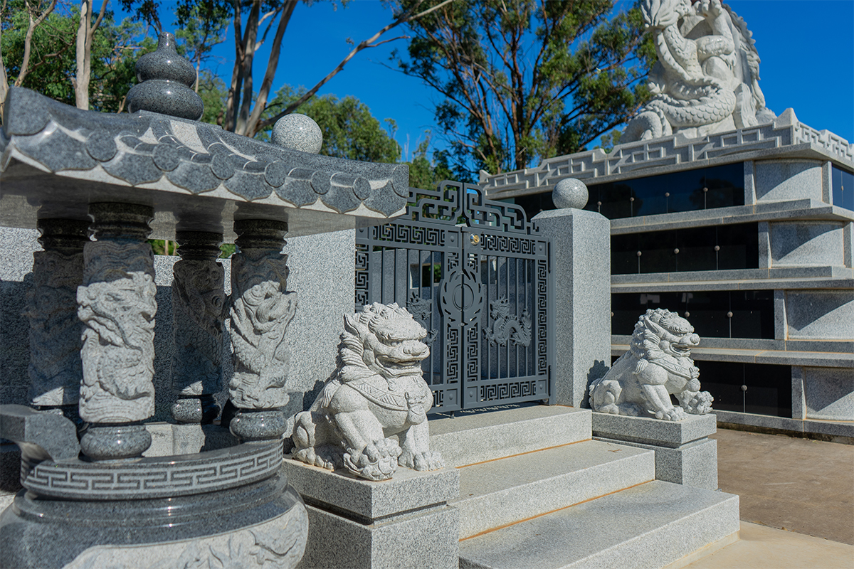 Forest Lawn Memorial Park Dragon Mountain