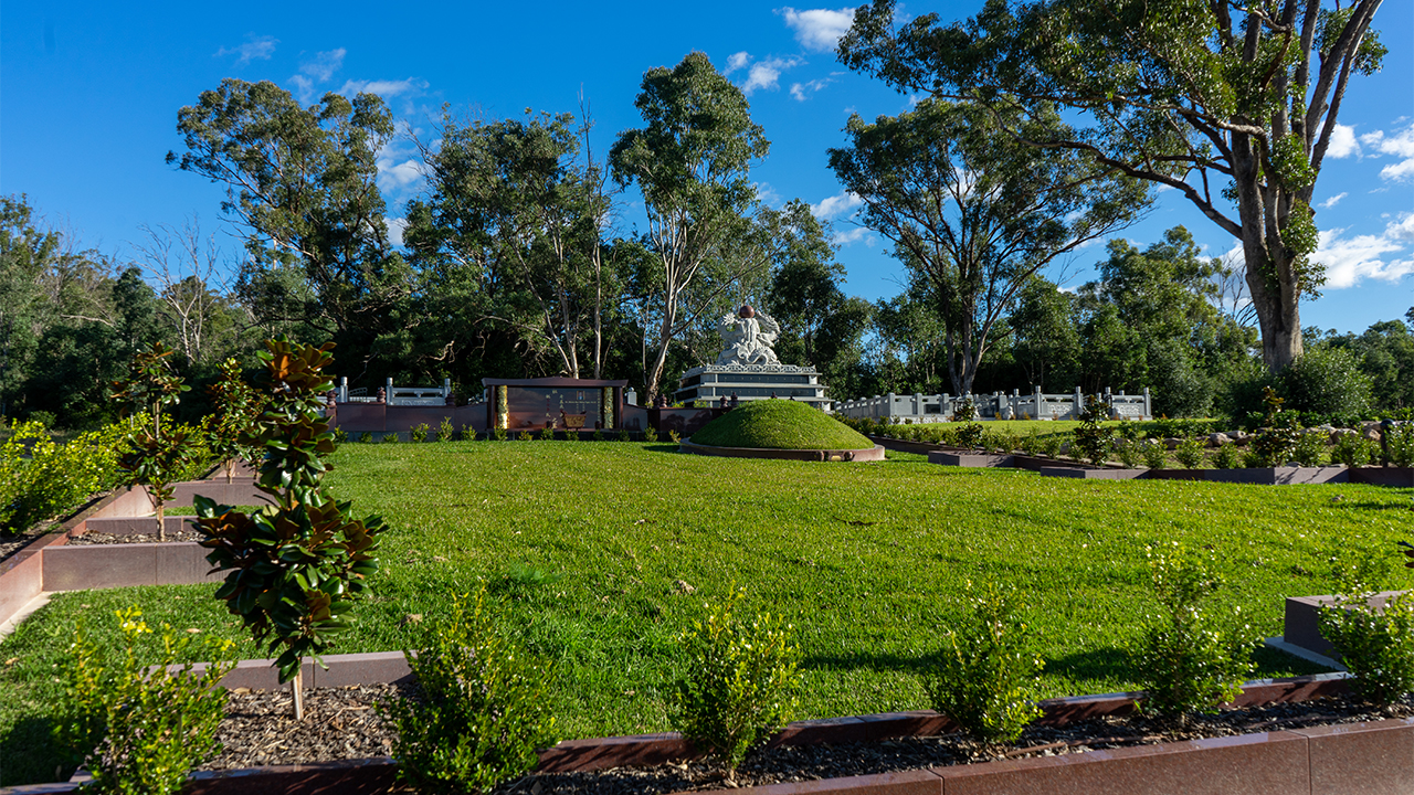 Forest Lawn - Ngai Family Estate