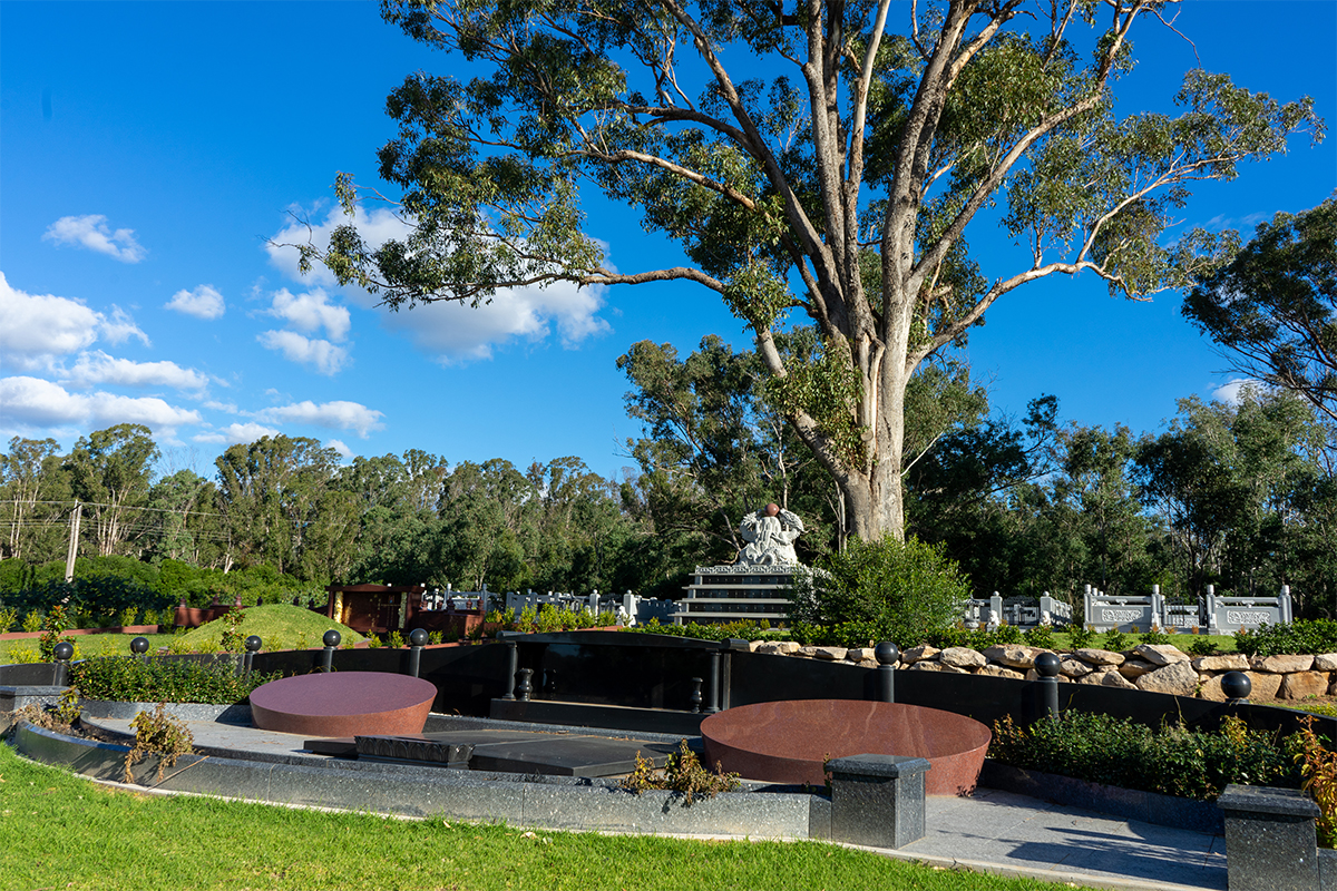 Forest Lawn Memorial Park Lakeview Hill